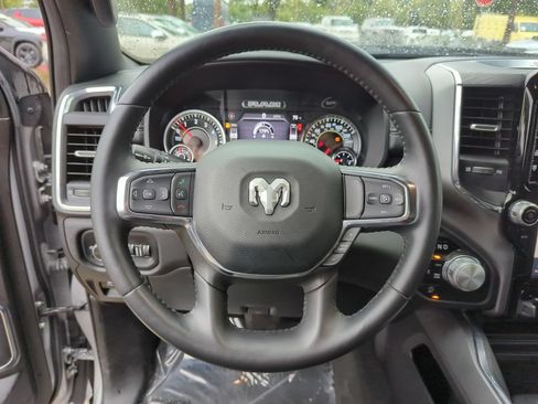 Used 2024 RAM 1500 Laramie AWD/4WD image 11