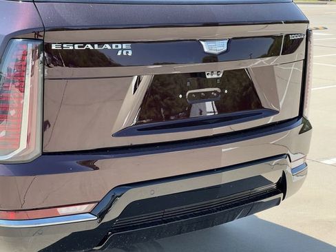 New 2026 Cadillac Escalade IQ Sport 1 image 7