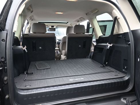 Used 2022 Lexus GX 460 Premium AWD/4WD image 17