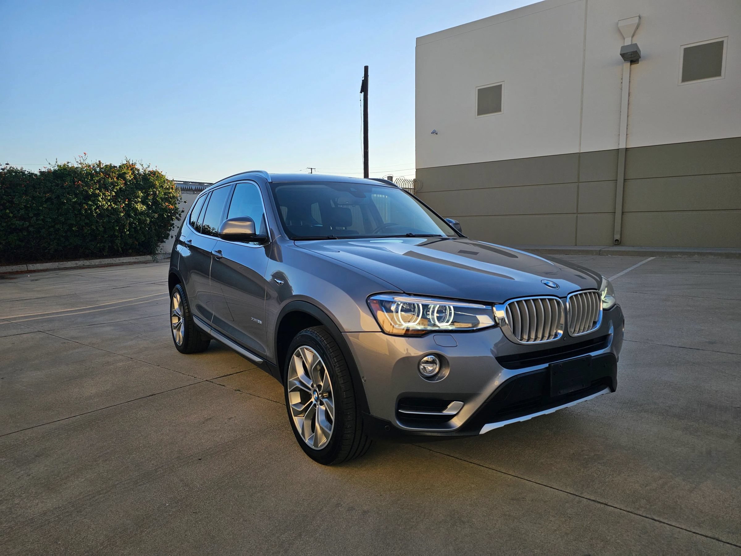 Used 2017 BMW X3 xDrive35i AWD/4WD image 3