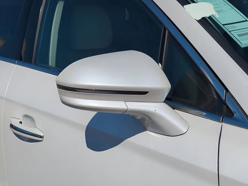 Used 2017 Lincoln MKX Reserve w/ Driver Assistance Package image 11