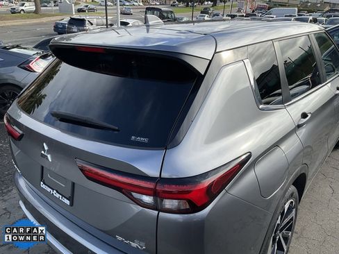 Used 2023 Mitsubishi Outlander SE image 93