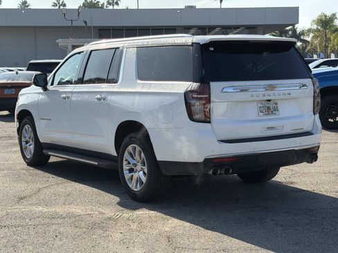 Used 2023 Chevrolet Suburban Premier image 5
