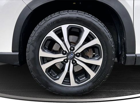 Used 2021 Subaru Forester Limited w/ Popular Package #3 image 34