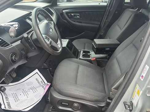 Used 2018 Ford Taurus Police Interceptor FWD image 9