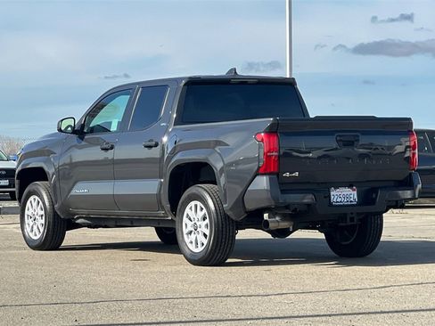 Certified 2025 Toyota Tacoma SR5 image 7