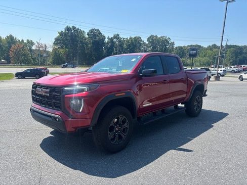 Used 2025 GMC Canyon Elevation w/ Convenience Package RWD image 1
