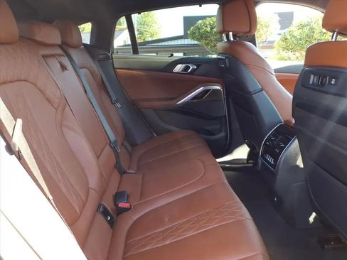 Used 2022 BMW X6 xDrive40i w/ Executive Package image 10