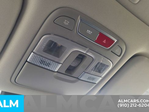 Used 2025 Kia Telluride S FWD image 36