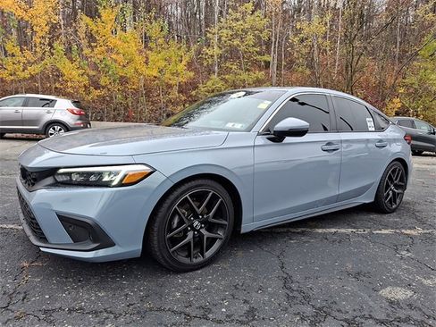 Used 2023 Honda Civic Sport Touring image 3