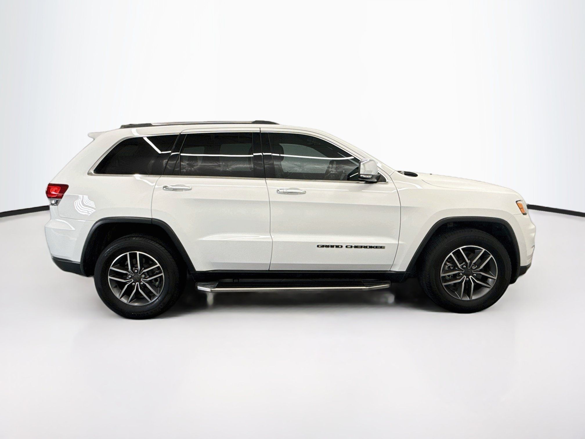 Used 2021 Jeep Grand Cherokee Limited RWD image 10