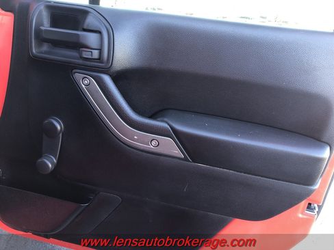 Used 2013 Jeep Wrangler Unlimited Sport w/ Connectivity Group image 24