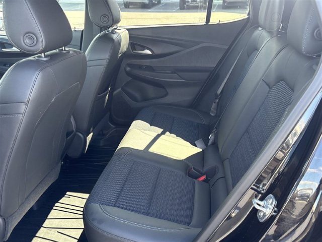 Used 2025 Buick Envista Sport Touring w/ Convenience I Package FWD image 23