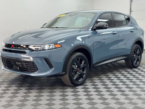 Used 2024 Dodge Hornet GT w/ GT Blacktop Package image 2