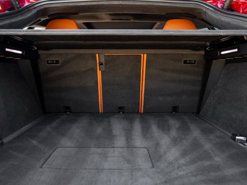 Used 2026 Lamborghini Urus SE image 37