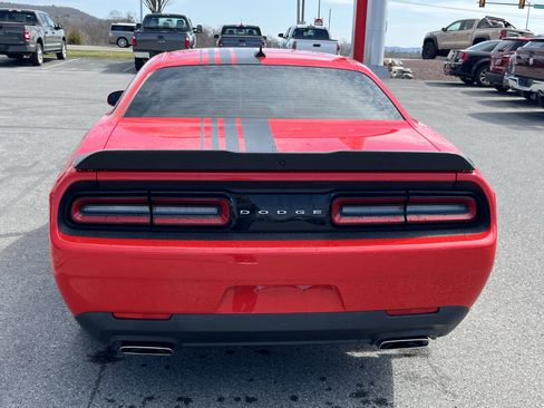 Used 2020 Dodge Challenger R/T w/ Plus Package image 4