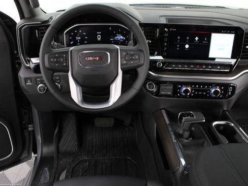 New 2026 GMC Sierra 1500 SLT AWD/4WD image 11