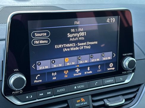 Used 2024 Nissan Altima 2.5 SR image 17