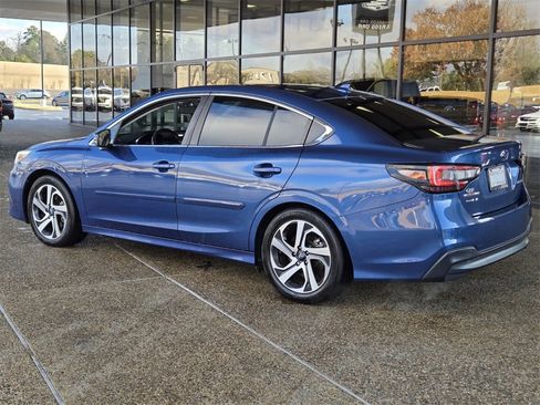 Used 2022 Subaru Legacy Limited image 3