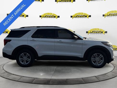 Certified 2025 Ford Explorer ST-Line w/ Premium Package image 6