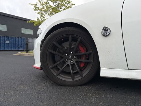 Used 2022 Dodge Charger Scat Pack w/ Dynamics Package RWD image 14