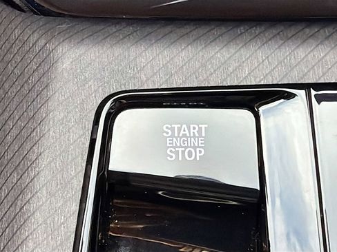 Used 2025 BMW X3 xDrive30i w/ Premium Package image 36