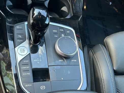 Used 2024 BMW X3 sDrive30i RWD image 19