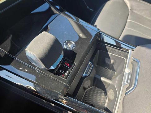 New 2026 Land Rover Range Rover Sport SE image 30