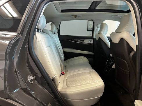 Certified 2022 Lincoln Nautilus Black Label w/ Cargo Utility Package AWD/4WD image 35