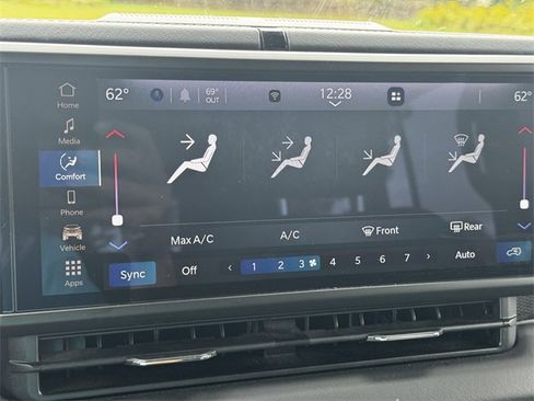 Certified 2024 Jeep Wrangler Unlimited Rubicon image 27