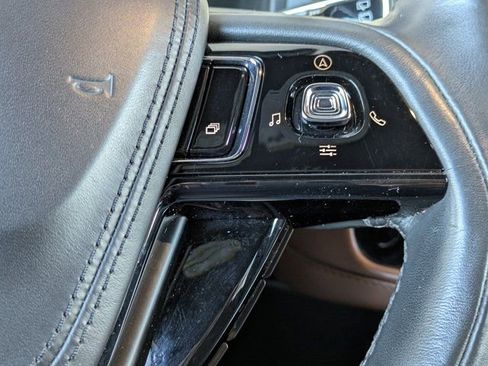 Used 2022 Lincoln Aviator Reserve w/ Equipment Group 201A image 25