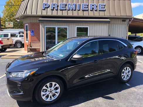 Used 2023 Ford Escape Active FWD image 2