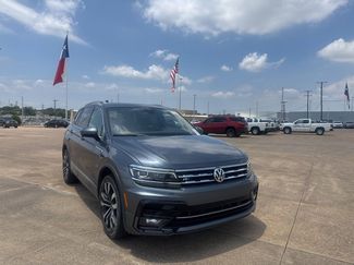 Used 2020 Volkswagen Tiguan SEL Premium R-Line w/ 3rd Row Seat Package AWD/4WD video 2