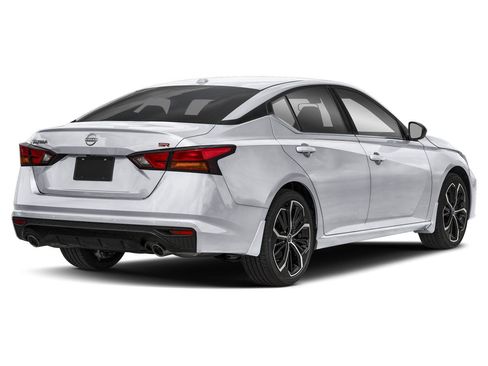 New 2026 Nissan Altima 2.5 SR FWD image 2
