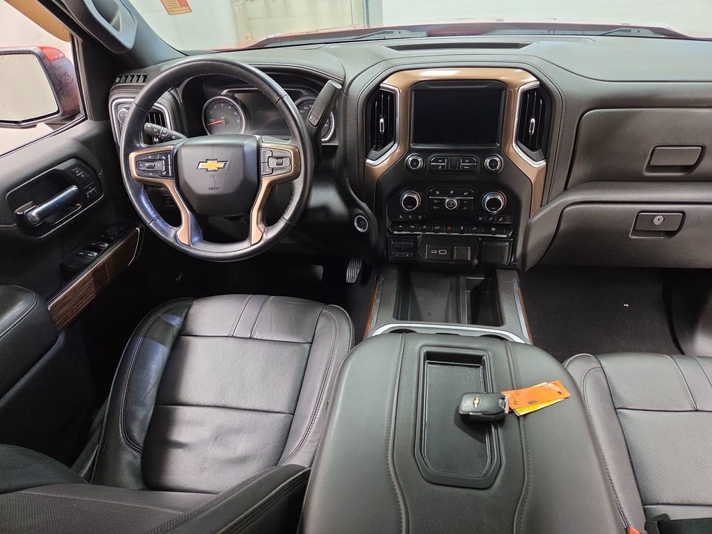 Used 2022 Chevrolet Silverado 1500 High Country AWD/4WD image 13