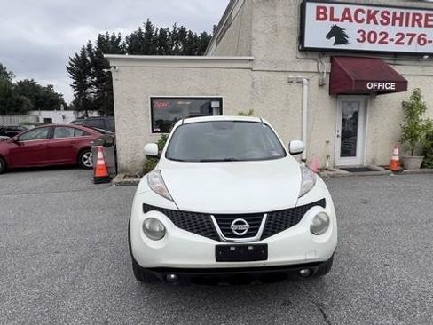Used 2011 Nissan Juke SL AWD/4WD image 2