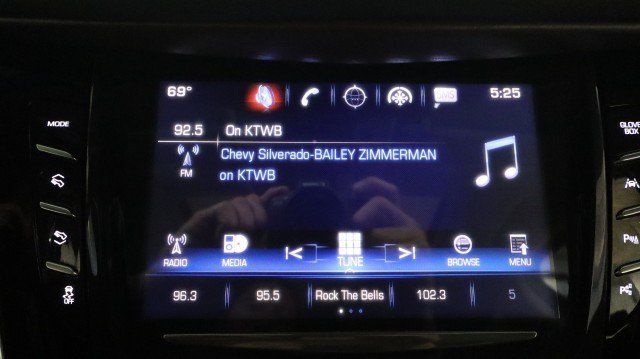 Used 2017 Cadillac Escalade Premium Luxury AWD/4WD image 20