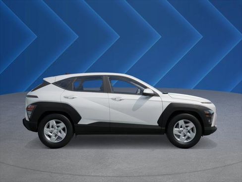 New 2026 Hyundai Kona SE image 7