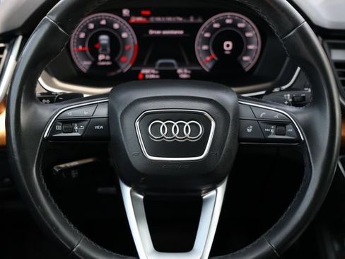 Used 2022 Audi Q5 2.0T Premium Plus w/ Premium Plus Package AWD/4WD image 15