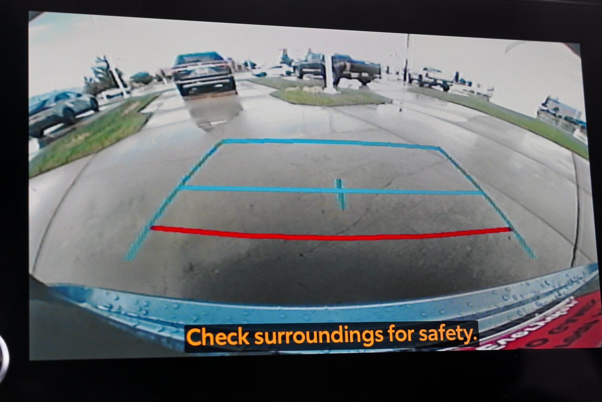 Used 2023 Toyota Highlander LE AWD/4WD image 41