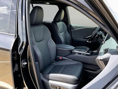 Used 2025 Lexus TX 350 AWD w/ Technology Package image 9