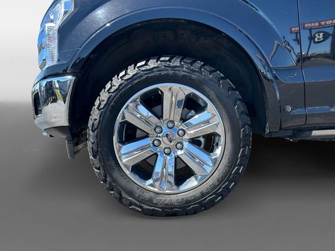 Used 2020 Ford F150 Lariat w/ Equipment Group 502A Luxury AWD/4WD image 16