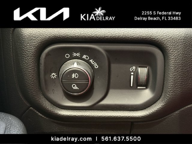 Used 2024 RAM 1500 Big Horn RWD image 27