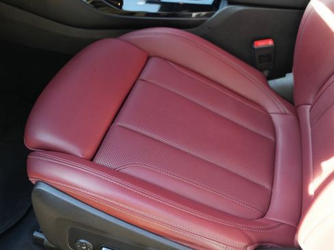 Used 2023 BMW X3 xDrive30i w/ M Sport Package image 32