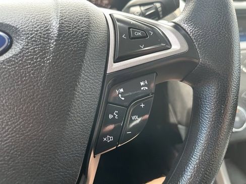Used 2019 Ford Fusion S image 18