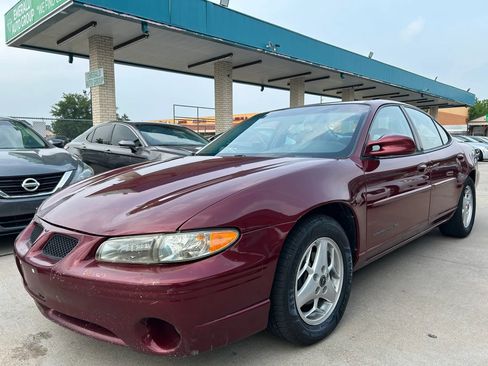 Used 2003 Pontiac Grand Prix SE w/ Equipment Group FWD image 1