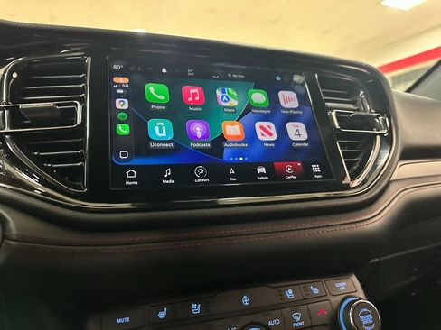 Certified 2024 Dodge Durango GT image 26