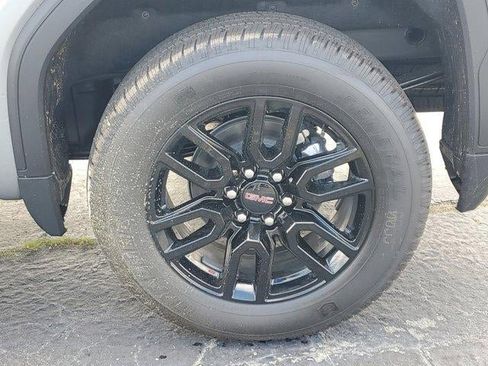 New 2026 GMC Sierra 1500 Elevation w/ Elevation Premium Package image 9