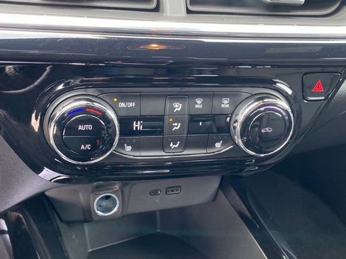 Used 2024 Chevrolet Trax RS w/ Driver Confidence Package image 12