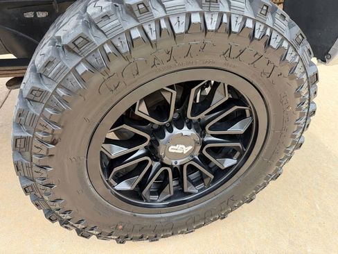 Used 2013 RAM 2500 Tradesman w/ Chrome Appearance Group AWD/4WD image 17
